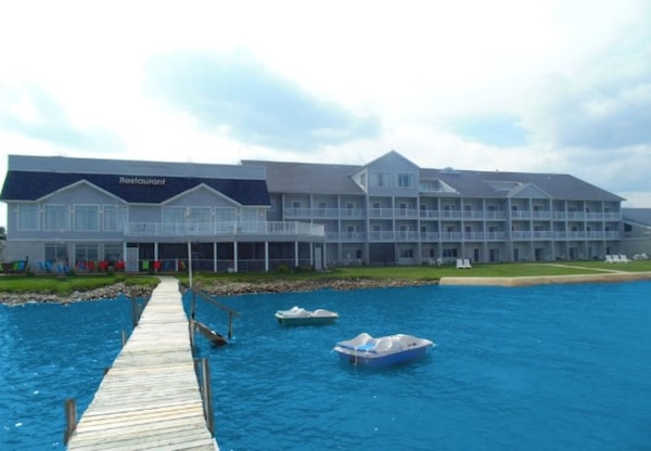 Lakeside Resort & Conference Center