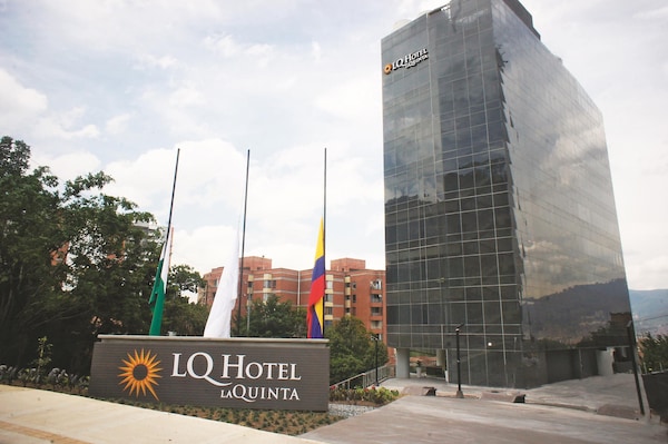 La Quinta By Wyndham Medellin