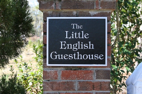 Little English Guesthouse Bed & Breakfast, LLC