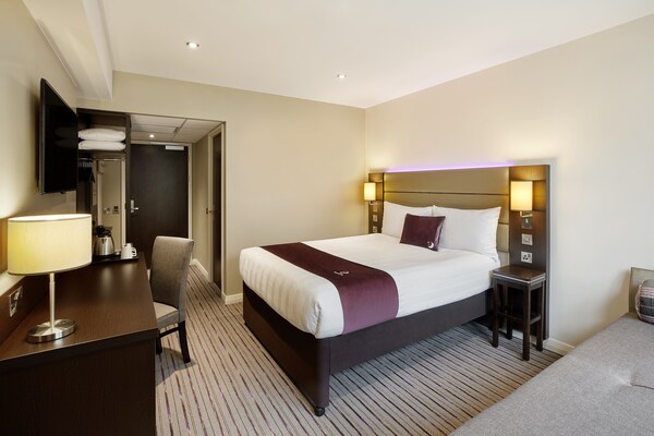 Premier Inn Newquay (A30/Fraddon) hotel