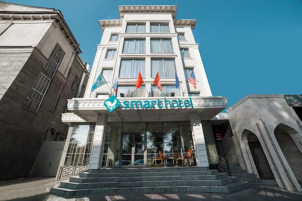 Smart Hotel Bishkek