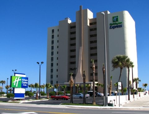 Holiday Inn Express & Suites Oceanfront Daytona Beach Shores, An Ihg Hotel