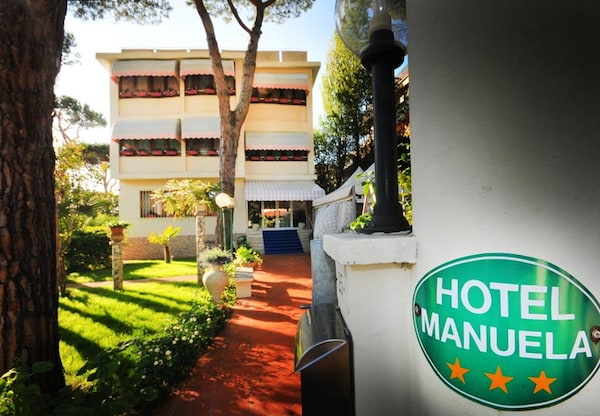 Hotel Manuela