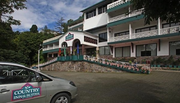 Country Inn & Suites by Radisson, Mussoorie