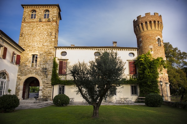 Castello Di Buttrio