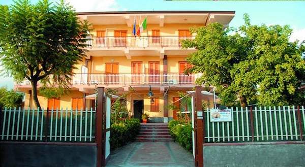 Hotel Il Conte Dell'Etna