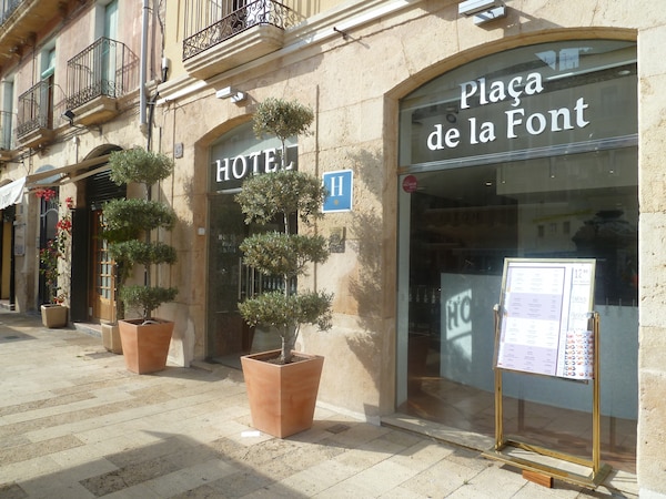 Hotel Plaça de la Font