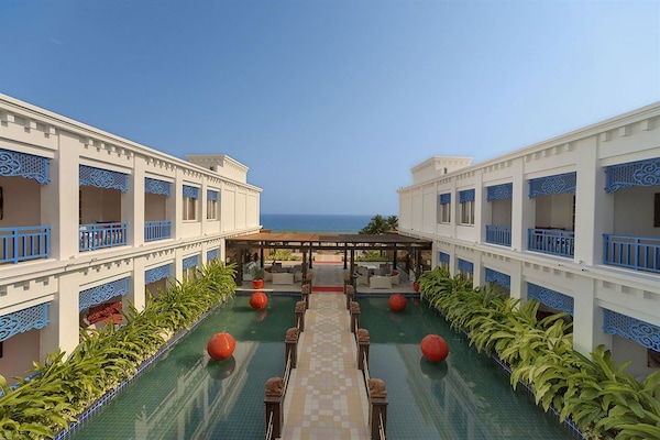 Mayfair Palm Beach Resort
