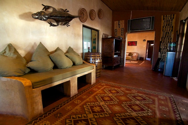 Agama Lodge