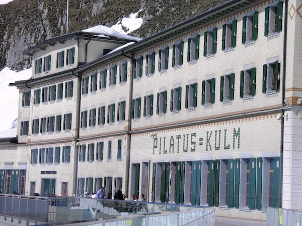 Hotel Pilatus-Kulm