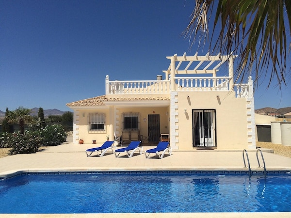 Beautiful Villa With Own Orchard, Large Private Pool & Luxurious Shaded Area