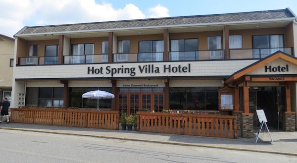 Hot Spring Villa