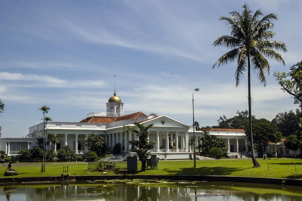 Private Villa Dekke Boru, Bogor | ボゴール, インドネシアの ...