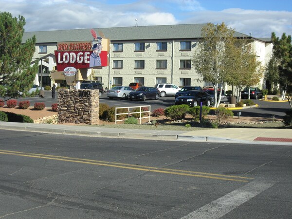 Hotel Red Feather Lodge