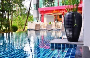 Hotel The Par Phuket