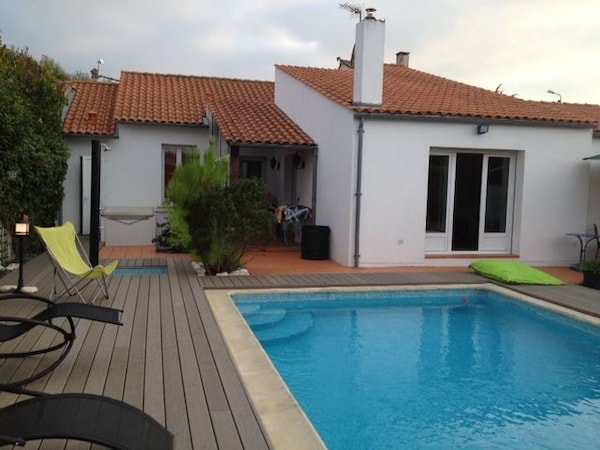 Rental Villa With Pool