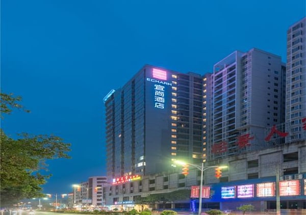 Echarm Hotel (pingnan Central Square)
