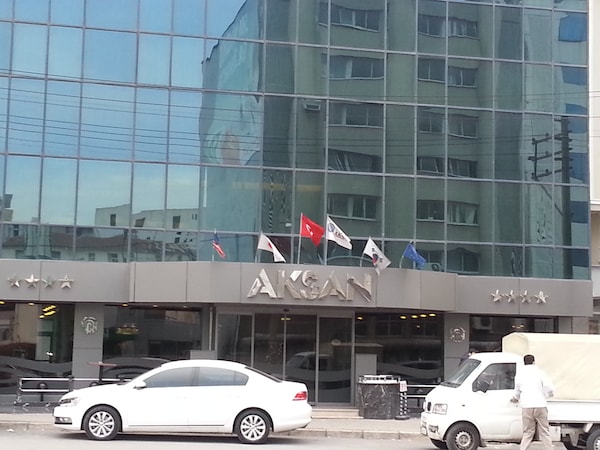 Aksan Hotel