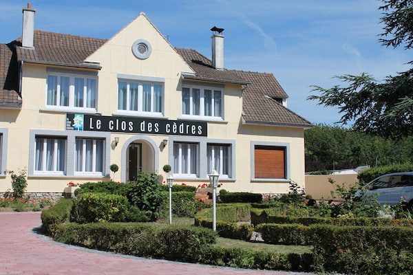 Hôtel - Restaurant Le Clos Des Cèdres