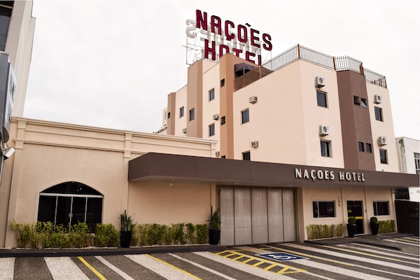 Hotel Nacoes