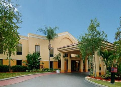 Quality Suites Fort Myers 1 75