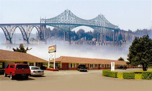 The Bay Bridge Motel