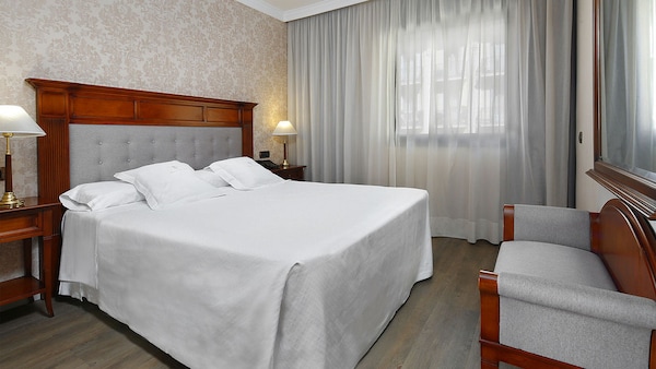 Aparthotel Hispanos 7 Suiza