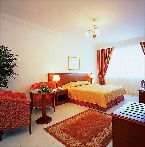 Hotel Embassy Suites Sharjah