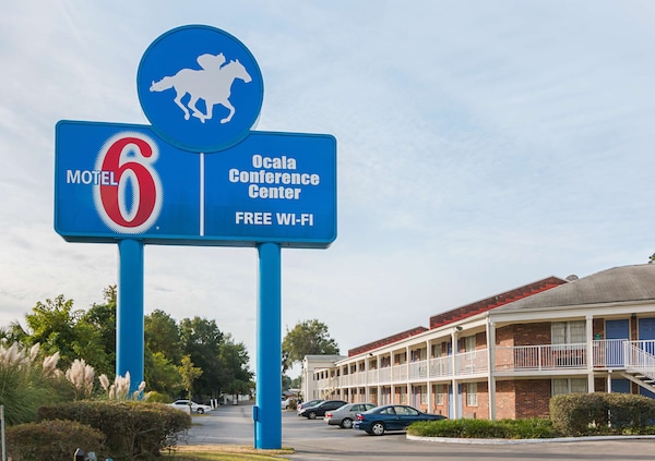 Motel 6 Ocala Conference Center