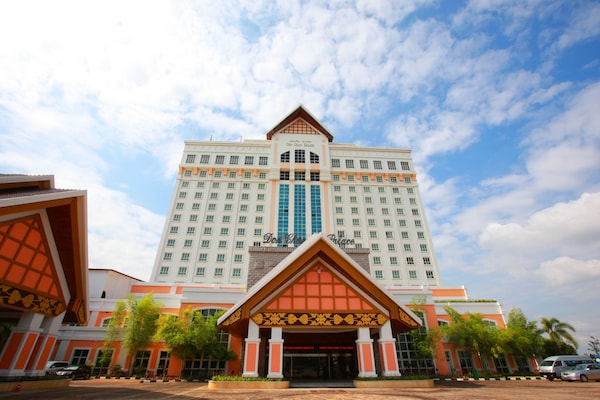 Hotel Don Chan Palace