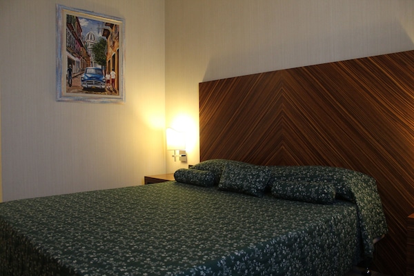 Hotel MH Piacenza Fiera
