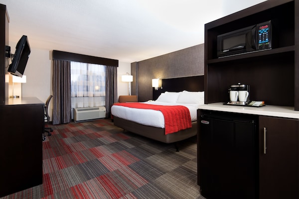 Holiday Inn Milwaukee Riverfront, An Ihg Hotel