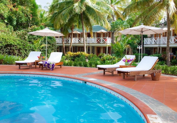 Hotel Halcyon Beach St Lucia