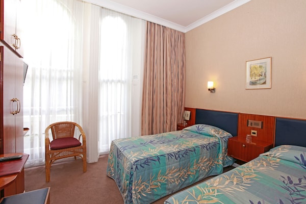 Mitre House Hotel