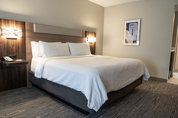 Holiday Inn Express Hotel & Suites West Chester, An Ihg Hotel
