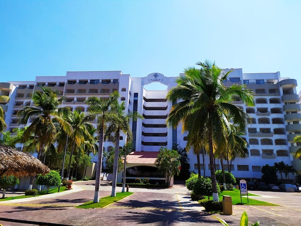 Hotel Tesoro Ixtapa