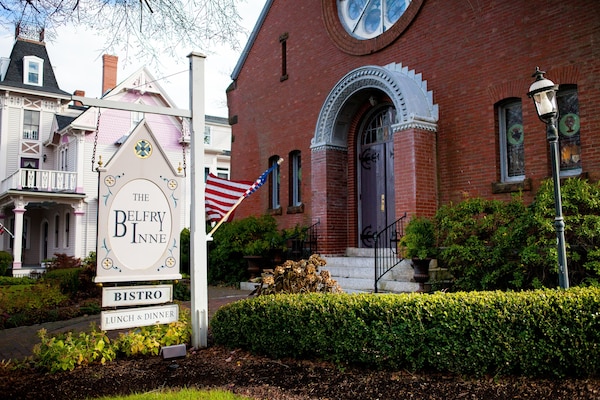 Belfry Inn And Bistro
