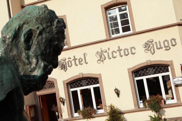 Hotel - Restaurant Victor Hugo