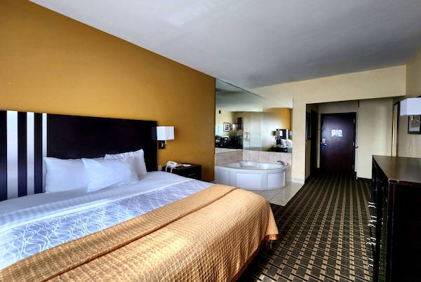 Sam Houston Inn & Suites