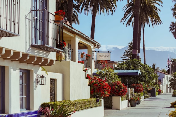 HOME, Hotel Santa Barbara
