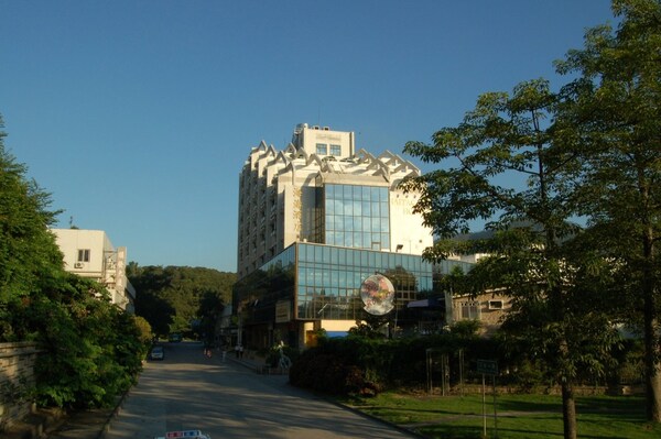 Haitao Hotel