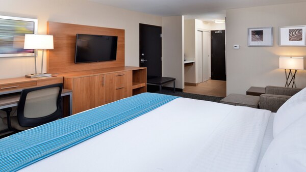 Holiday Inn Express Hotel & Suites - Edmonton International Airport, An Ihg Hotel