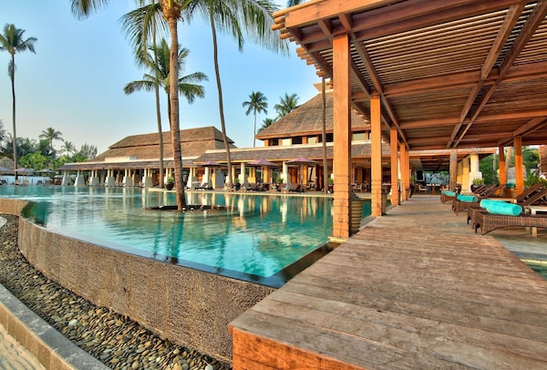 Hilton Ngapali Resort & Spa