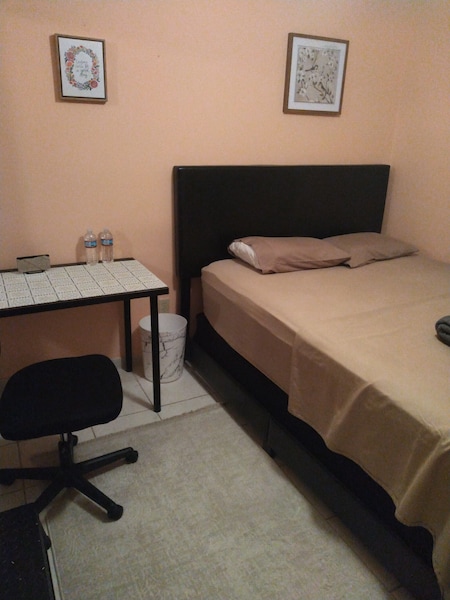 Quiet And Relaxing Bedroom for Renting,