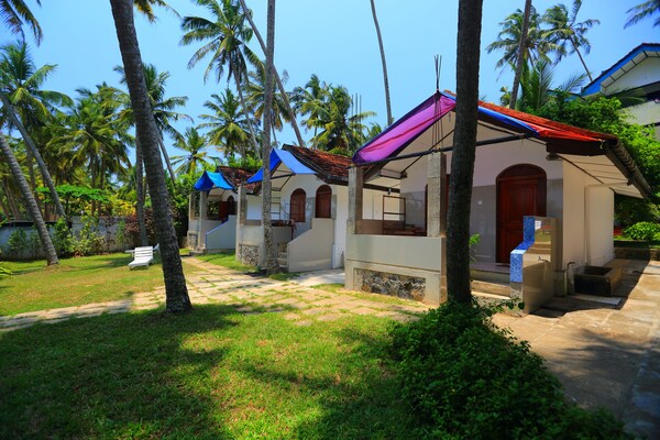 Jagabay Resort & Surfing School