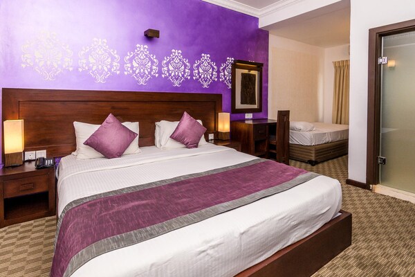 Hotel Ceylon City