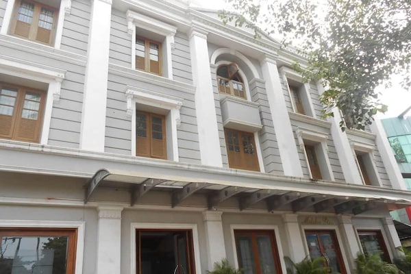 Hotel Sree Gokulam Fort