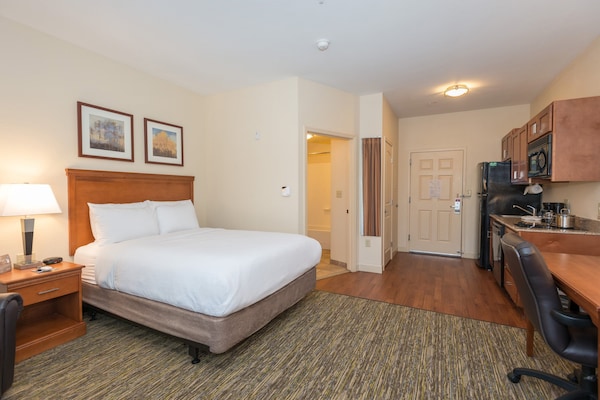 Candlewood Suites Mobile-Downtown, An Ihg Hotel