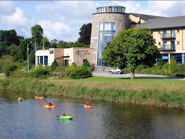 The Riverside Park  And Leisure Club