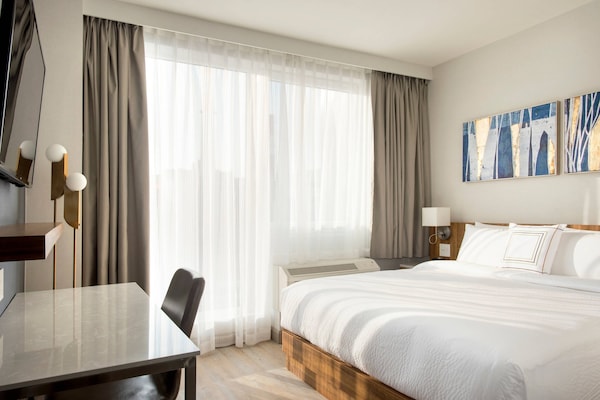TownePlace Suites by Marriott New York Long Island City